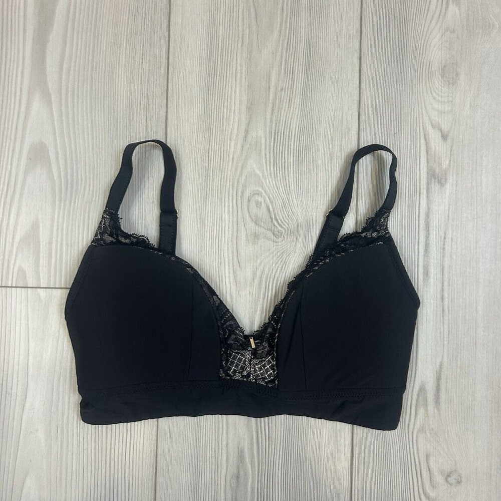 Chantelle Orangerie Dream Wirefree Lace Trim Bra